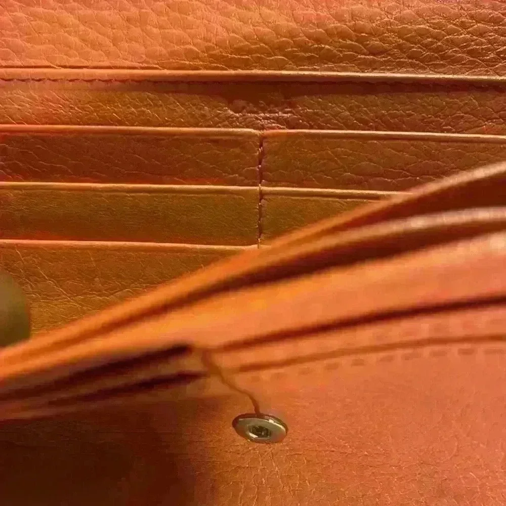 Chloe Long Wallet w/ Box, Authenticity Card and Dust Cover